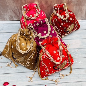 Sacs Potli faits main de haute qualité, ethniques, avec travail Zari et décorations Moti Mala en forme de paon, nouvelle collection, pour cadeaux de mariage - Product Image 2