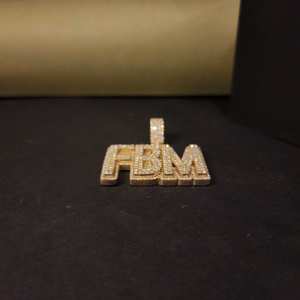 Pendentif Hip Hop FBM entièrement serti de diamants de laboratoire 5 carats en acier inoxydable DOPE JEWELLS, tendance unisexe pour toutes les occasions - Product Image 4