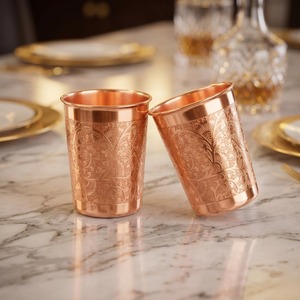 Vasos de Cobre Martillado Estilo Vintage, Juego de Tres Vasos Ecológicos para el Hogar - Product Image 6