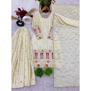 Beautiful <b>Top</b>-Gharara and Dupatta Embroidered Silk Salwar Kameez for <b>Weddings</b> - Product Image 4