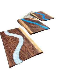 La tabla de cortar en resina epoxi hecha a mano ha convertido en uno de los estilos más populares de la carpintería moderna para cocinas de lujo. - Product Image 1