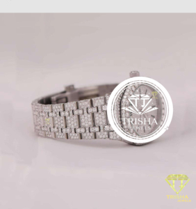 Montre de luxe pour homme entièrement sertie de diamants Moissanite avec bracelet en or blanc et style élégant de designer - Product Image 4