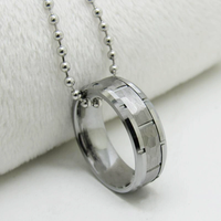 Anillo de carburo de tungsteno plateado con textura martillada y ranurada, banda de boda con borde biselado para hombre, joyería industrial al por mayor
