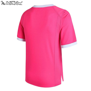 Proveedor OEM ODM de Primera Calidad, Jersey Deportivo Moderno con Cuello en V, Ropa Deportiva Duradera con Ribete en Contraste, Personalizable para Clubes Deportivos - Product Image 2