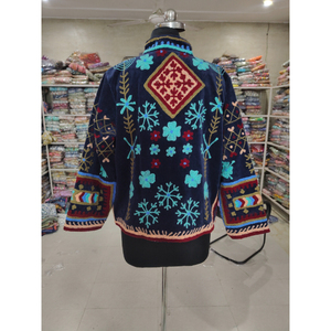 เสื้อแจ็คเก็ตกำมะหยี่ปักมือสำหรับผู้หญิง คอจีน แขนยาว ลายดอกไม้สไตล์ชาติพันธุ์ สำหรับฤดูหนาว ของขวัญสำหรับเธอ - Product Image 6