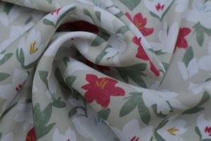 SWD-4D3747 Tela Crepé Satinado de Doble Cara, Orgánica y Ecológica, 100% Lana de Mar PET, con Control de Olores, Impresión Digital, para Vestidos o Camisas - Product Image 2