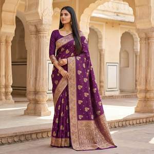 Ropa Tradicional India, Saree de Seda Banarasi Suave y Pura, Tejido con Delicados Motivos Zari y Blusa de Seda Pura Suave - Product Image 1