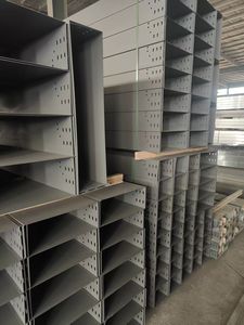 Plateau de câblage résistant aux rayures, en acier galvanisé enduit de polyester durable, pour tunnel - Product Image 4