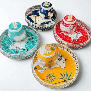 Pot en métal Pichwai de haute qualité avec plateau, design classique, style ethnique, récipient de rangement décoratif, décoration intérieure - Product Image 2