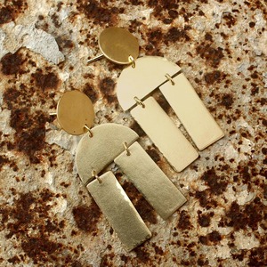 Pendientes de Latón Resistentes al Agua, Acabado Duradero, Pendientes de Latón con Acabado Liso, Precio de Fábrica al por Mayor, Artesanía en Metal - Product Image 3