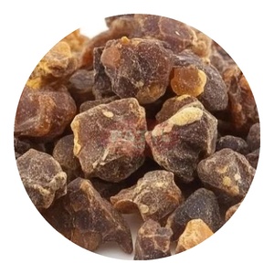Resina de Commiphora myrrha en piezas enteras, material botánico natural de la India. - Product Image 1
