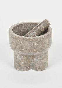 Mortier et pilon en marbre haut de gamme pour broyer les épices, les herbes, l'ail et préparer des recettes traditionnelles fraîches. - Product Image 2