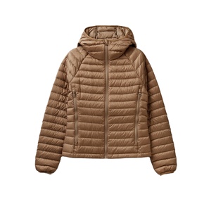 Chaqueta de Invierno para Mujer, Reversible, con Capucha, Tejida, de Alta Calidad, con Revestimiento, Personalizable OEM, Resistente al Viento, Impermeable y Transpirable - Product Image 6