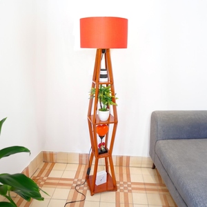 Lampadaire en bois en gros avec 4 étagères, ampoule LED personnalisée du fabricant incluse, lumière sur pied, couleurs variées, abat-jour, OEM ODM, vente en gros - Product Image 4