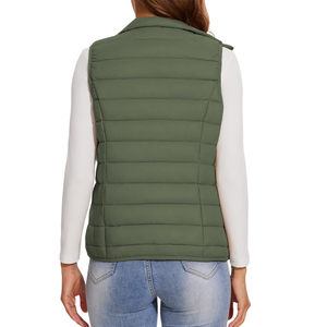 Chaleco acolchado de invierno para mujer con relleno ligero, tela resistente y corte moderno, ideal para viajes, senderismo y uso diario. - Product Image 3