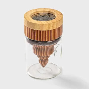 Brûleur de bois de santal et de bakhoor en bois fabriqué à la main, cadeau arabe élégant et religieux pour les célébrations de l'Aïd et du Ramadan - Product Image 1