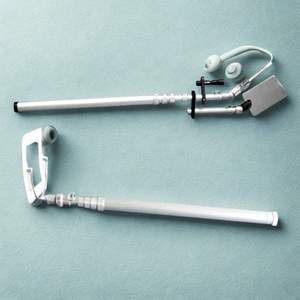 Tige d'extension légère de 30 cm pour écouvillon microbiologique manuel avec miroir et gabarit pour la surveillance de l'hygiène des surfaces - Product Image 1