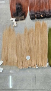 ผมต่อแบบเวอร์จินแท้ 100% จากเวียดนาม แบบตรงธรรมชาติ  แบบ Double Weft  พร้อมผมปิดหน้าผาก สีธรรมชาติ สำหรับผู้หญิงผิวสี ขายส่ง - Product Image 1