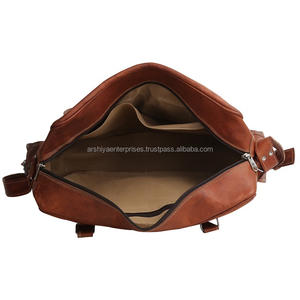 Sac polochon vintage en cuir de chèvre véritable sac polochon de voyage vintage en cuir pleine fleur sac week-end unisexe en cuir véritable de créateur - Product Image 6