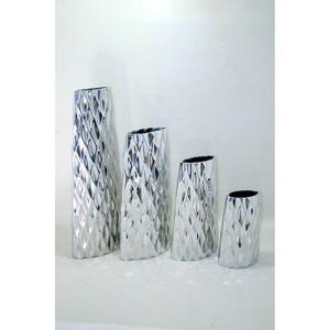 Jarrón de Metal Estilo Antiguo, Perfecto para Decoración Interior Contemporánea y Arreglos Florales Sencillos y Elegantes - Product Image 2