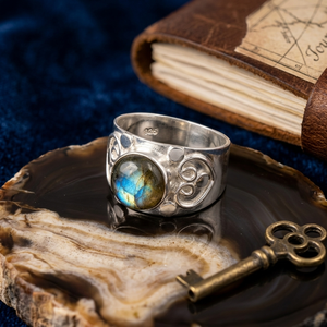 Handmade Labradorite <b>Statement</b> <b>Ring</b> Natural Labradorite Gemstone <b>Ring</b> Silver Plated Matte Finish Boho Geometric Unisex - Product Image 1