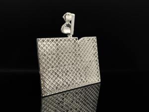 Pendentif Bling Urbain en Alliage Plaqué Or avec Diamants Sertis et Chaîne - Product Image 3