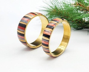 Vente en gros de bracelets vintage en laiton avec incrustations de os, accessoires de mode ethniques - Product Image 4