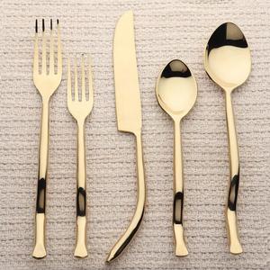 Juego de Cubiertos de Metal con Acabado Dorado, 5 Piezas, Estilo Clásico, Fácil Agarre, Juego de Cubiertos de Lujo, Suministros para Restaurantes y Hoteles, Diseños Personalizables - Product Image 4