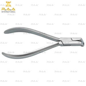 Alicates para Remover Brackets Posteriores Dentales, Angulados, para Despegue Ortodóntico, Adhesivo Directo, R.A.A. INTERNATIONAL, Calidad Premium - Product Image 2