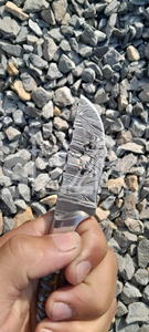 Cuchillo de caza OEM Wirecut de acero de Damasco, cuchillo Skinner con mango de resina, hoja fija para camping, cuchillo EDC para exteriores con funda de cuero - Product Image 2