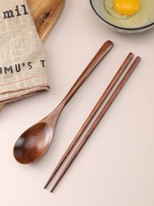 Ensemble de cuillères en bois écologiques faites à la main pour la cuisine, avec spatule, louche, cuillère à mélanger et cuillère de service pour ustensiles de cuisine - Product Image 5