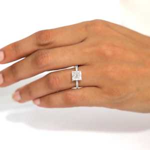Bague en or blanc massif 18 carats, bague de fiançailles solitaire, coupe princesse, demi-alliance éternelle, diamant de laboratoire de 3,05 carats, cadeau d'anniversaire - Product Image 4
