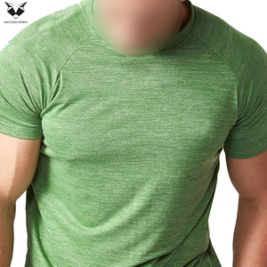 เสื้อยืดออกกำลังกายผู้ชายคอโอ แขนสั้น ผ้าสเตรช สีเขียว ปี 2026 รุ่นใหม่ล่าสุด ผลิตตามสั่ง - Product Image 6