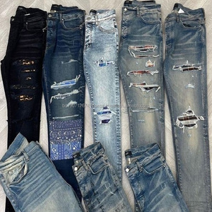 กางเกงยีนส์ผู้ชายทรงสลิมขาเดฟ ยี่ห้อ High Street Wind AM แบบปักลาย ขาดๆ ยับๆ สไตล์สตรีทแวร์ ลุคสบายๆ ผ้าเดนิมฟอกสี - Product Image 2