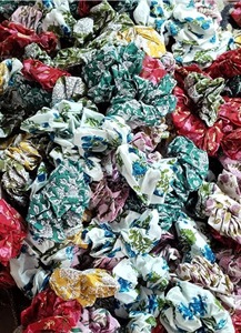 Ensemble de chouchous floraux, élastiques à cheveux doux, accessoires capillaires multicolores pour femmes, usage quotidien, haute qualité - Product Image 3