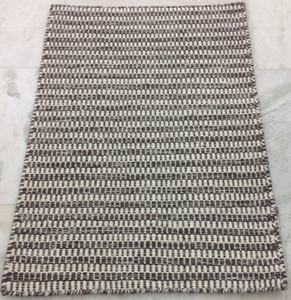 Tapis artisanaux faits à la main motif géométrique de style bohème et nordique pour projets résidentiels - Product Image 2