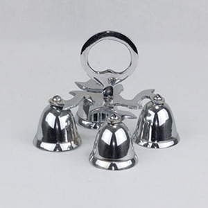 Campanas metálicas de cinco juntas con Acabado niquelado Diseño en relieve de forma redonda Excelente calidad para precio al por mayor religioso - Product Image 2