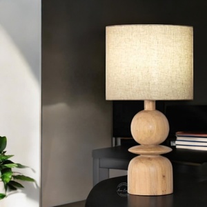 Lampe de chevet écologique E26 avec base en bois et abat-jour en fer, design moderne pour la chambre à coucher - Product Image 3