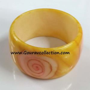 Brazaletes bohemios de moda con diseño de rosa amarilla para niñas, uso de fiesta disponible en cantidad a granel al mejor precio para exportación en el momento de la llegada. - Product Image 1