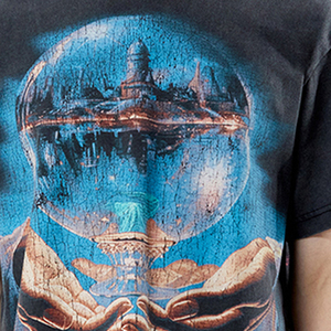 เสื้อยืดโอเวอร์ไซส์ลายกราฟิกดีไซน์ล่าสุดจากโรงงานผู้ผลิต (OEM) คุณภาพสูง ผลิตจากผ้าฝ้าย 100% สีพื้นเรียบ คอกลม สำหรับผู้ชาย - Product Image 5