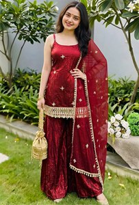 Conjunto de Shalwar Kameez Rojo, Tela de Terciopelo, Traje Pathani, Dupatta con Borde Bordado, Ropa Festiva - Product Image 5