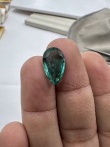 Émeraude naturelle zambienne taille poire 3,80 carats, pierre précieuse verte, taille de bague, pour la fabrication de bijoux - Product Image 4