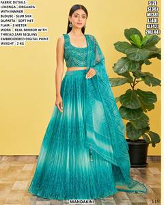 Lehenga Choli Bandhani à sequins - Robe traditionnelle en soie Slub pour femme, longueur ras du sol, pour mariage et soirée, avec séchage rapide et protection solaire - Product Image 3