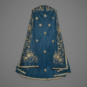 Cape liturgique de prêtre respirante de qualité supérieure, bleue ethnique, brodée de fils d'or, vêtement liturgique brodé à la main - Product Image 1