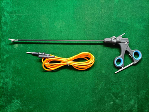 Nuevos Instrumentos Quirúrgicos Reutilizables de Mahfooz Instruments: Pinzas Laparoscópicas Universales con Cable Monopolar en Oferta - Product Image 2