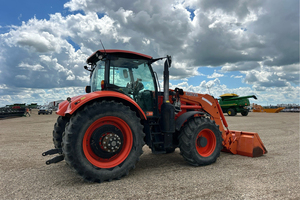 Tractor 4x4 M7-151, Equipo Premium Listo para Exportación, Suministro al por Mayor de Alta Resistencia - Product Image 3