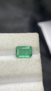 Émeraude naturelle zambienne, taille octogonale, pierre à bon lustre, pierre précieuse non montée pour la création de bijoux, 1,88 carat, pierre certifiée - Product Image 6
