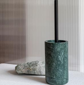 Support de brosse WC en résine cannelée TENDANCE – Accessoire de salle de bain moderne en pierre côtelée pour la décoration de maisons et hôtels de luxe - Product Image 3