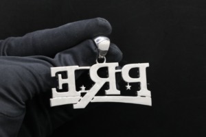 PRE Paper Route Colgante de Aleación Estilo Hiphop con Letra de Diamantes Chapado en Oro, Joyería Masculina, Regalo - Product Image 3