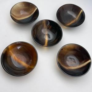 ชามทำจากเขาควายและเขาวัวธรรมชาติ งานฝีมือสุดหรู ขัดเงาด้วยมือ เป็นมิตรต่อสิ่งแวดล้อม เหมาะสำหรับเสิร์ฟอาหารและงานเลี้ยง - Product Image 5